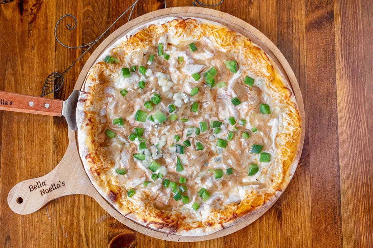 Large Buffalo Chicken Pizza
