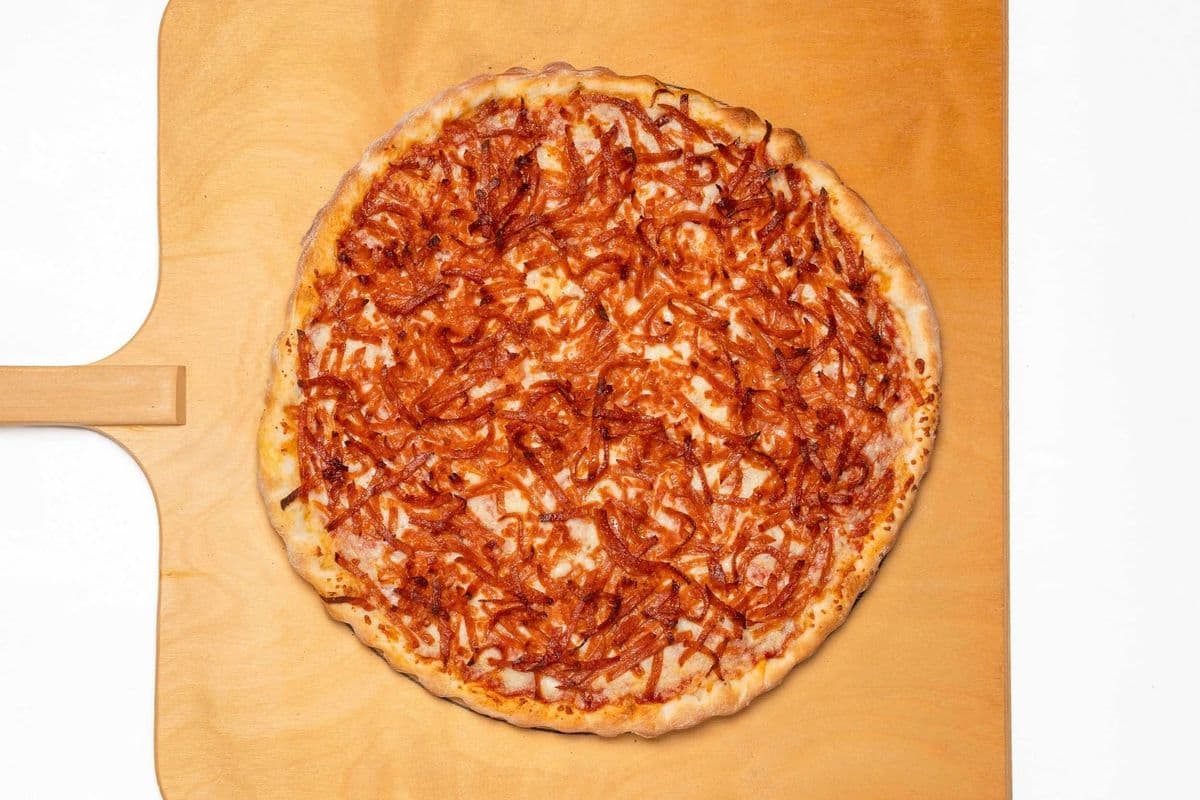 Queen One Topping Pizza (24 pcs)