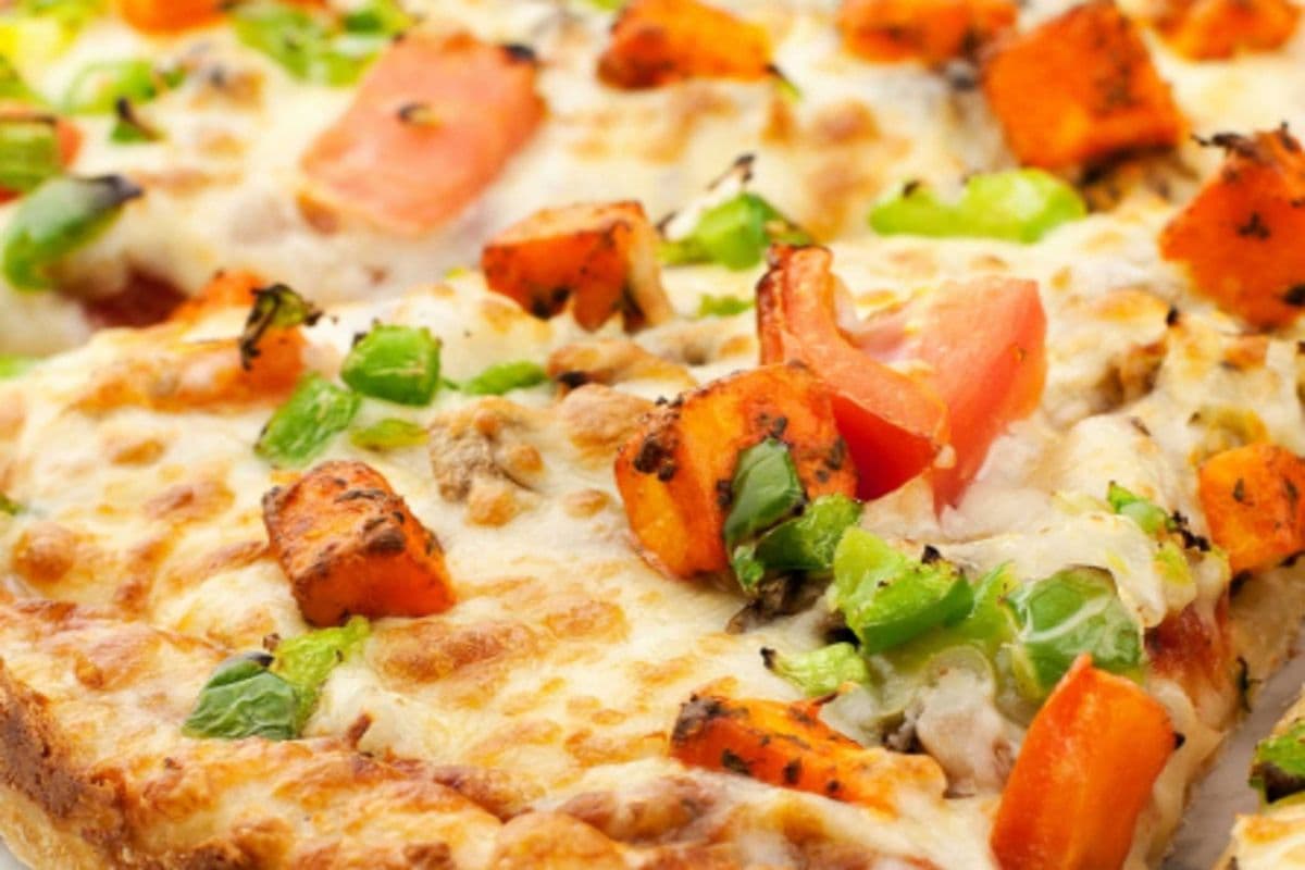 Butter Paneer Pizza