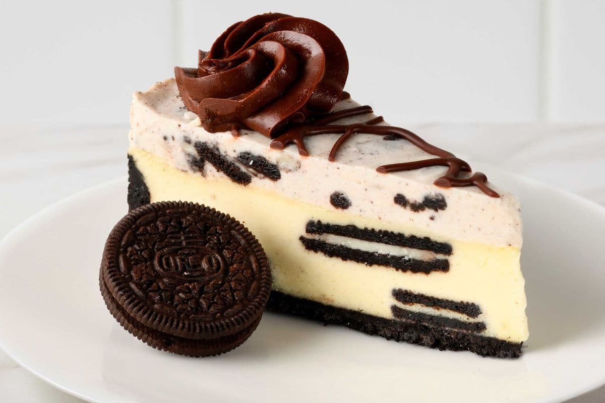 Oreo Cookie Cheesecake