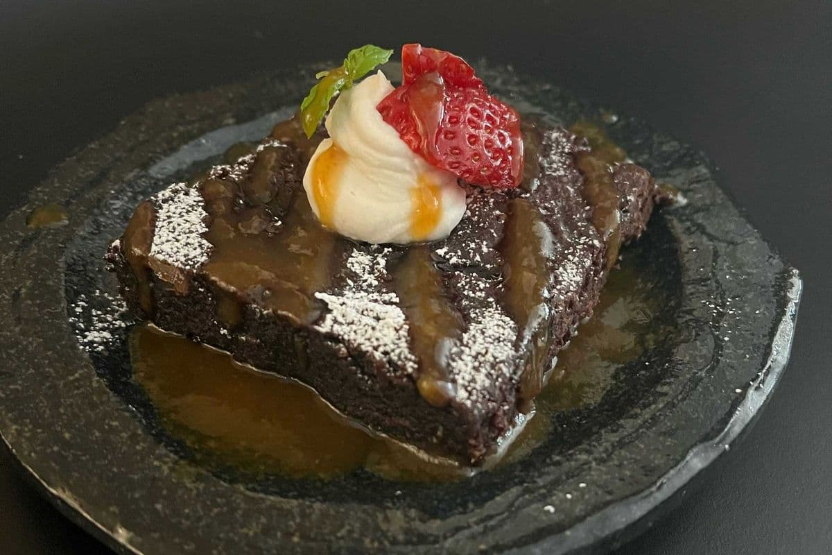 Chocolate Brownie (Vegan, gluten free, made with organic ingredients)