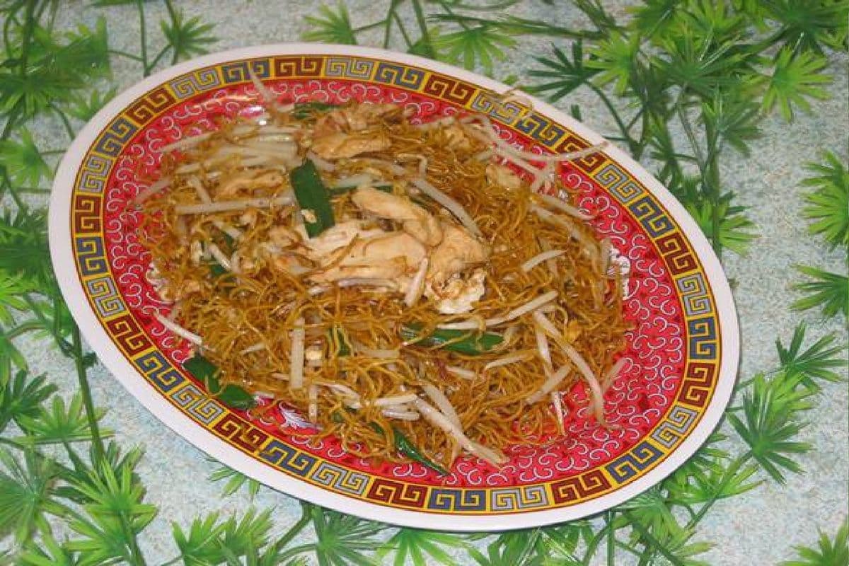 Nouilles aux Oeufs Sautées Asie Moderne / Modern Asia Fried Egg Noodles