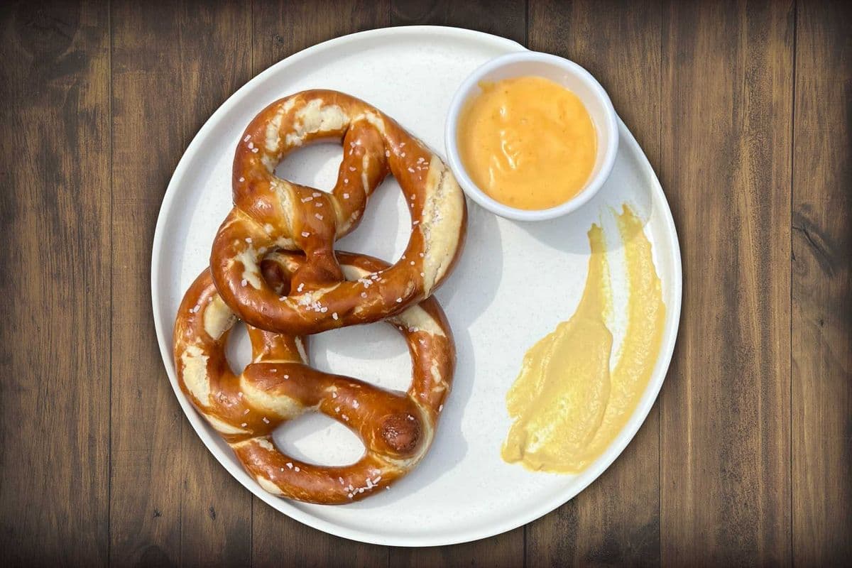Pretzel & Jalapeno Cheese