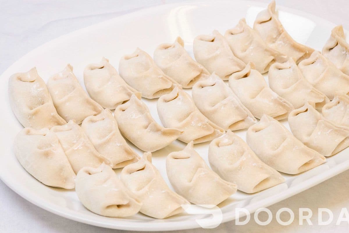 C2. Bok Choy and Pork Dumplings 白菜豬肉 (25 pcs) Reg (25pcs)