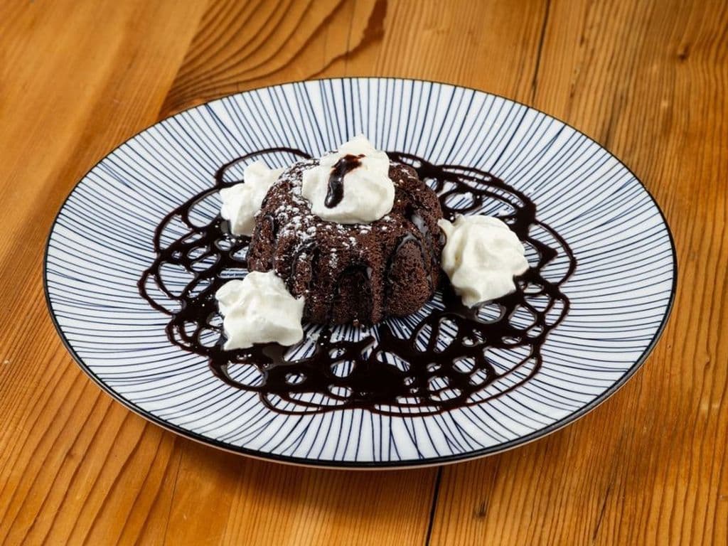 CHOCOLATE LAVA CAKE