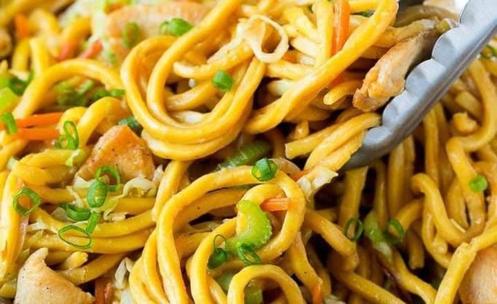 Chicken Lo Mein