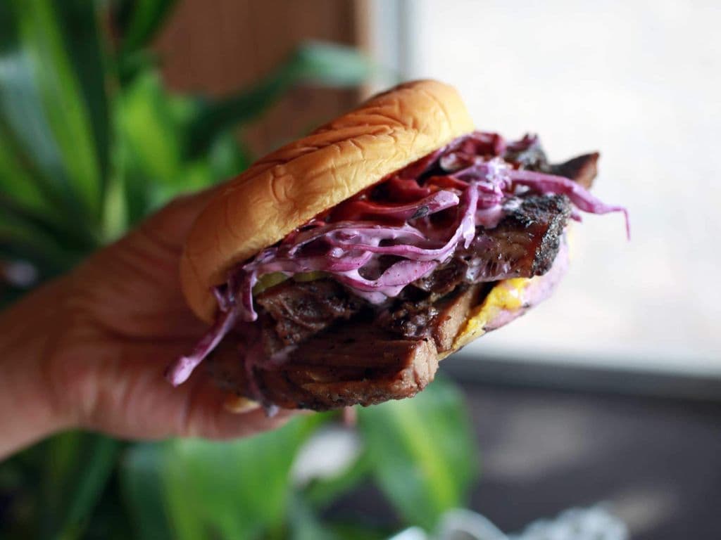 BURGER BRISKET