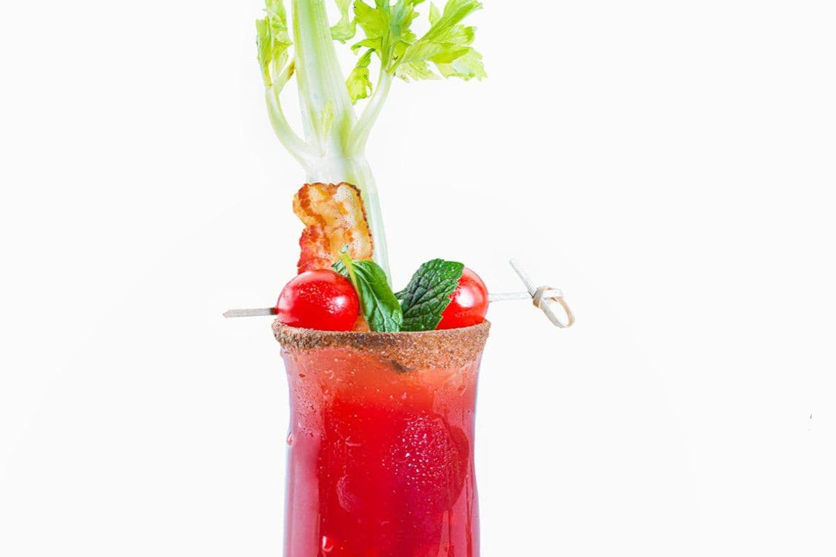Caesar Cora no alcohol