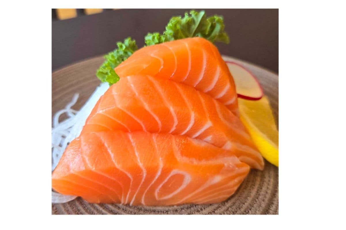 Salmon Sashimi (3pcs)