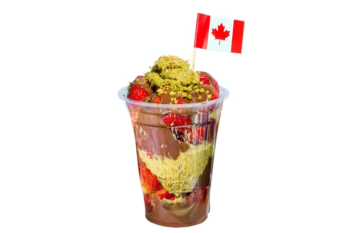 Dubai Pistachio Kunafa covered strawberry