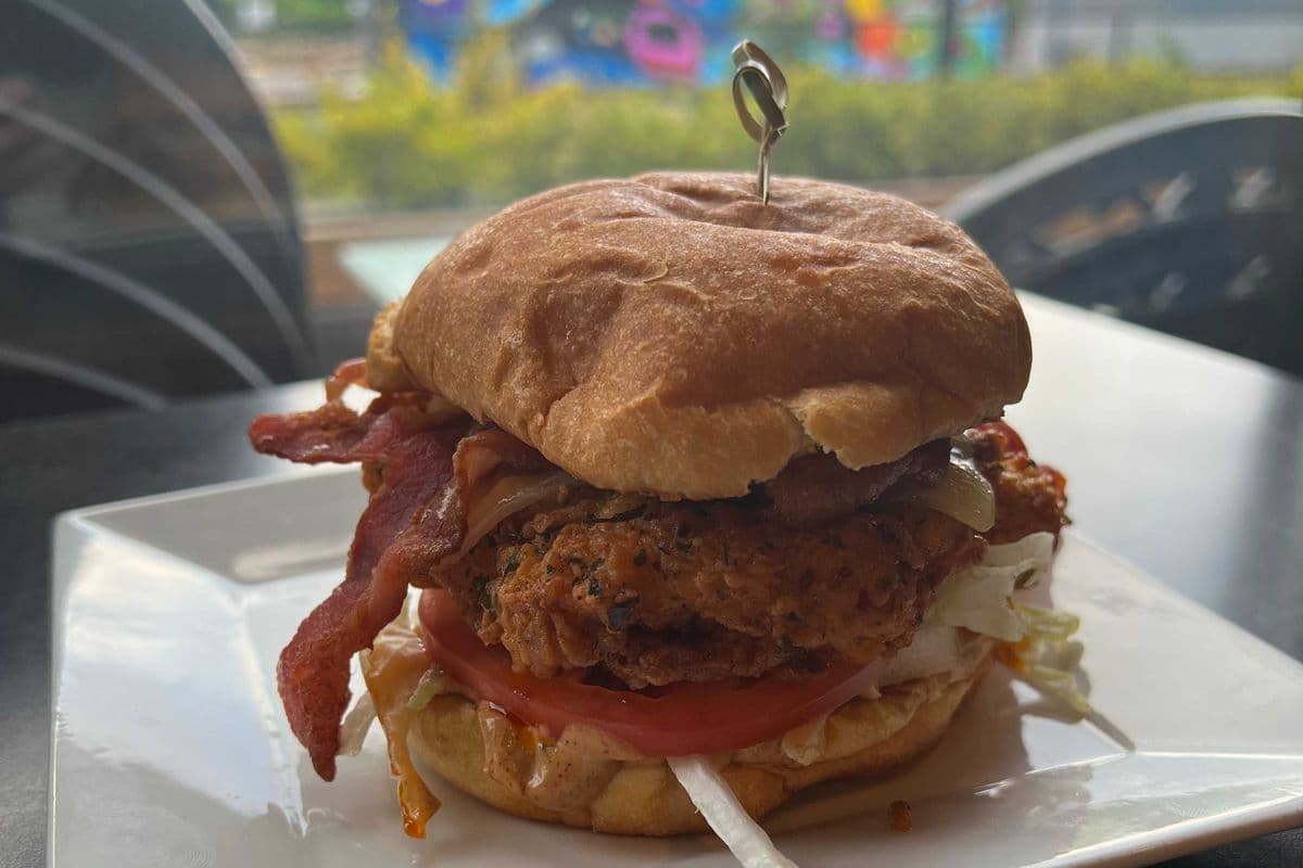 Chipotle Dunk Chicken Burger