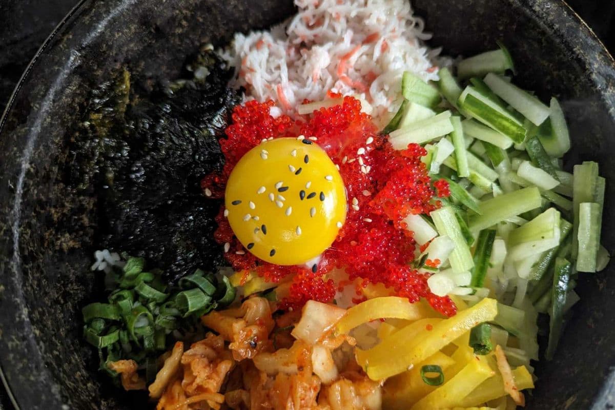 ER19. Flying Fish Roe Bibimbap