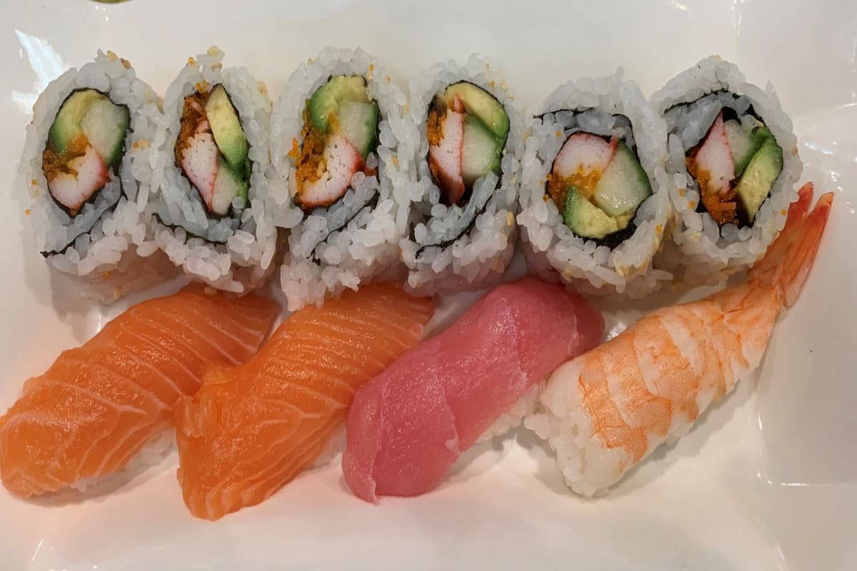 S6. Nigiri Salmon, Tuna, Ebi, California Roll