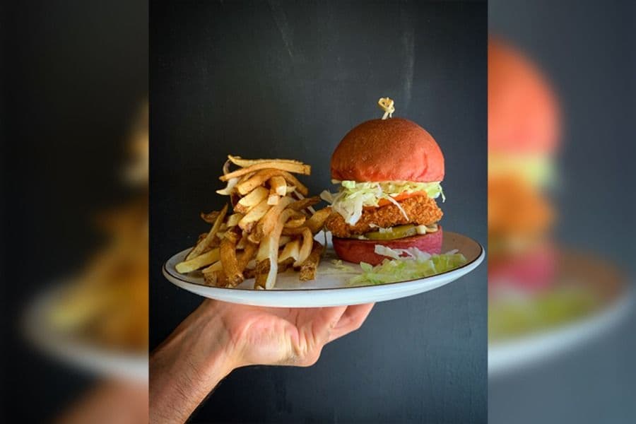 Classic Chicken Burger