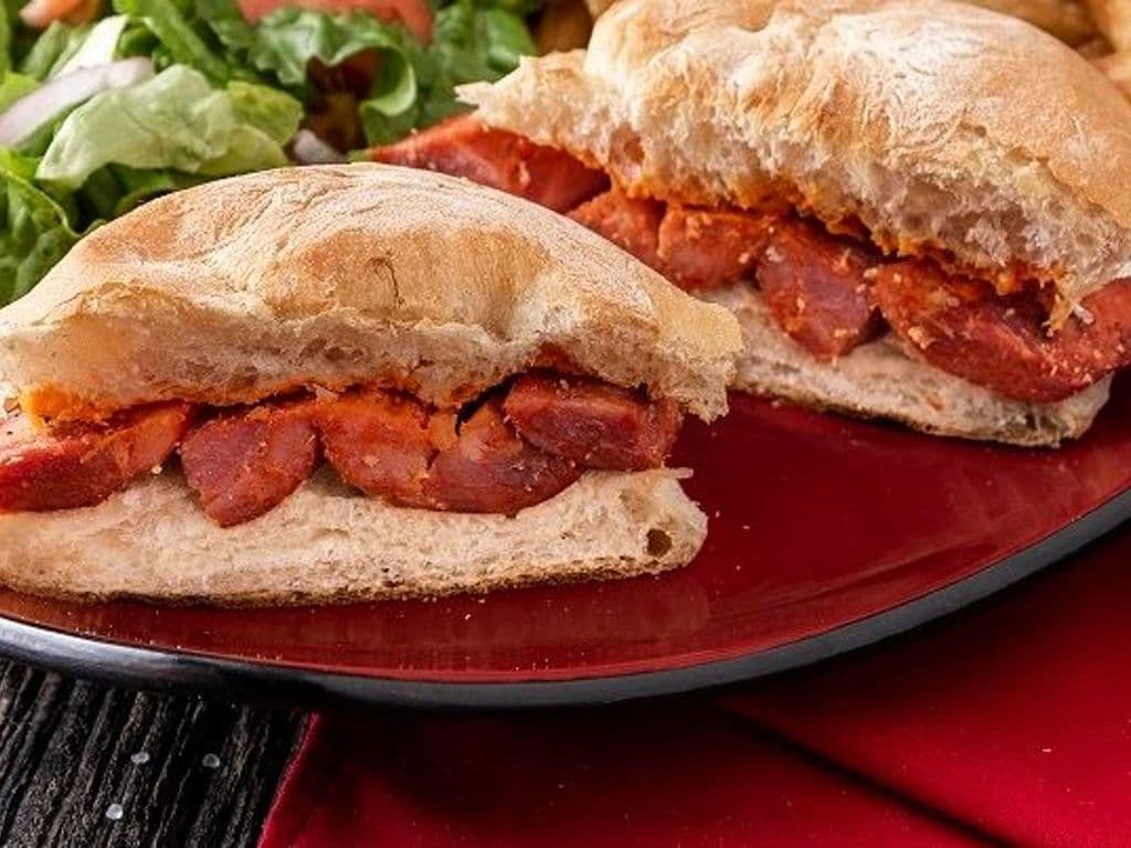 Sandwich au Chouriço (Saucisse Portugaise) / Chouriço Sandwich (Portuguese Sausage)