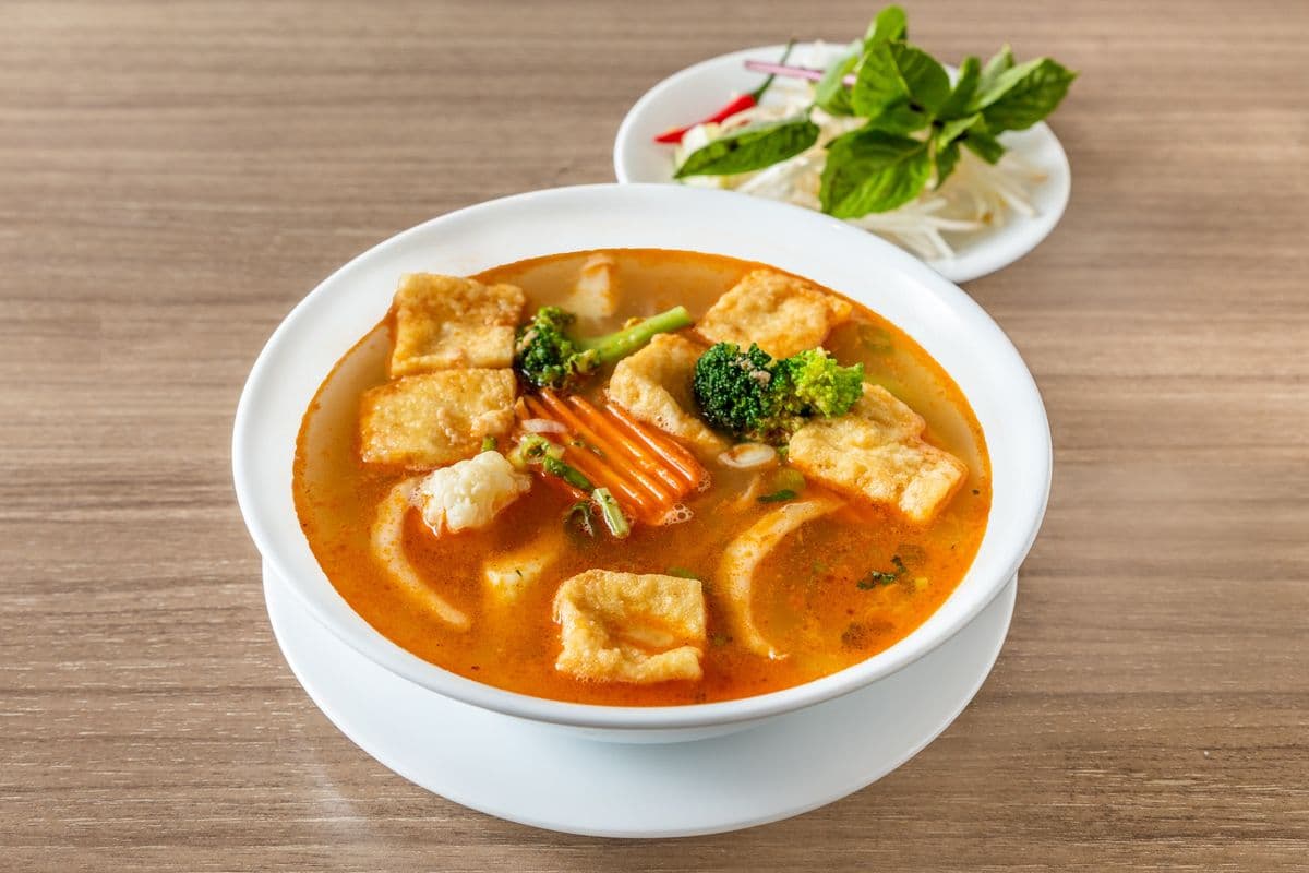 55. Sate Rice Noodle or Egg Noodle Soup with Vegetables and Tofu