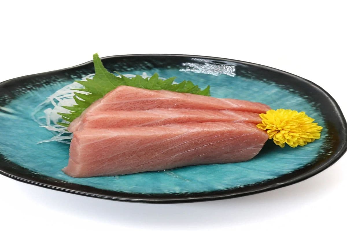 Chutoro (Medium Fatty Bluefin Tuna)