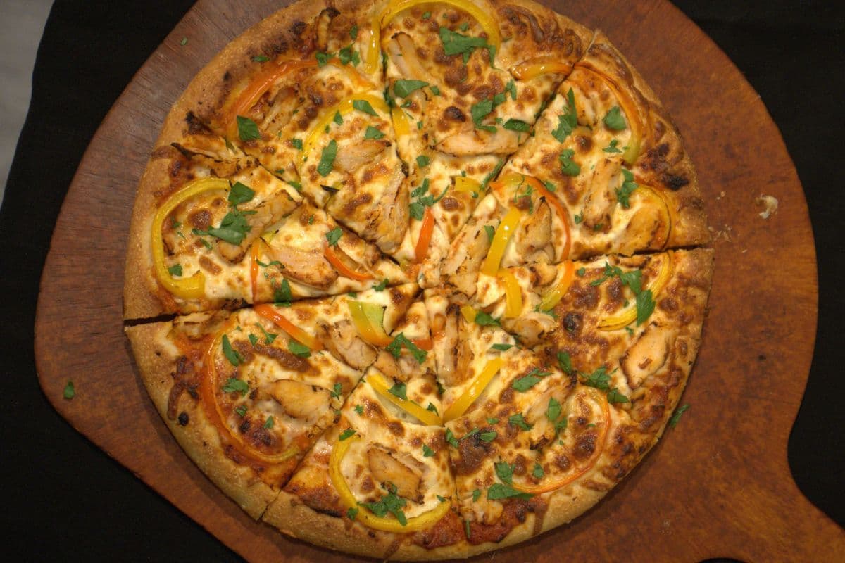 Butter Chicken Pizza