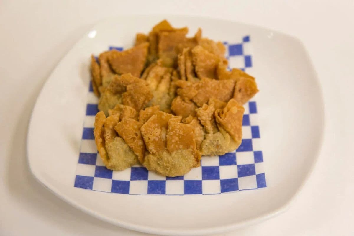 19. Deep Fried Wonton (10 pcs)