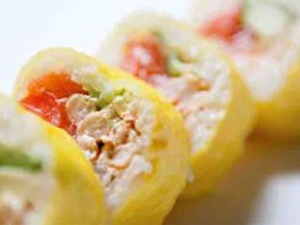 Sunrise Roll (8 pcs)
