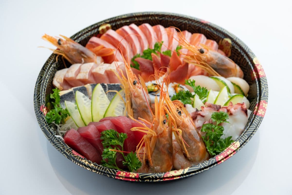 Assorted Sashimi (50 pcs) (A703)