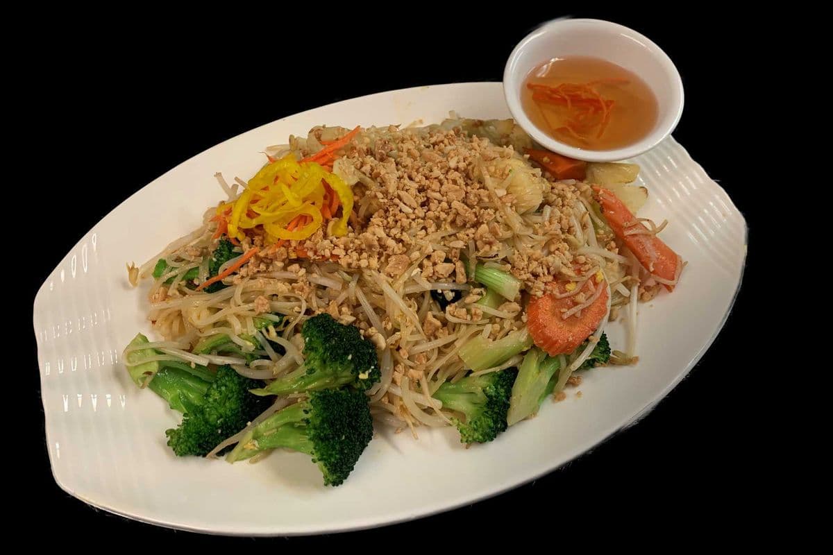 107. Vegetables Phad Thai