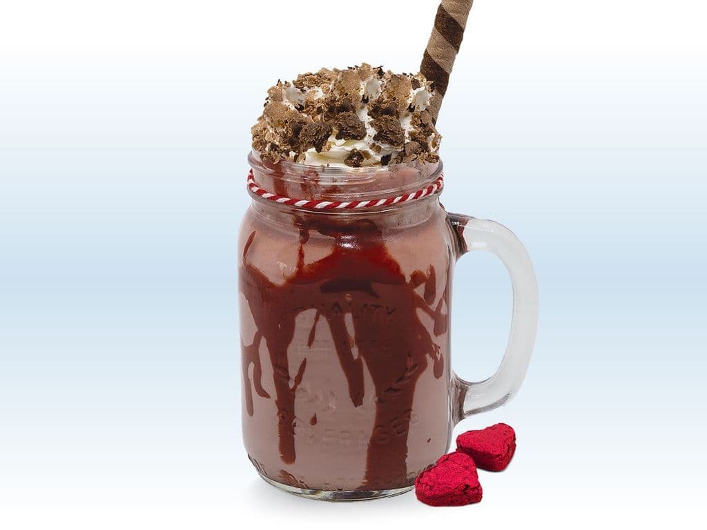 Chocolat chaud velours rouge / Red Velvet Artisanal Hot Chocolate