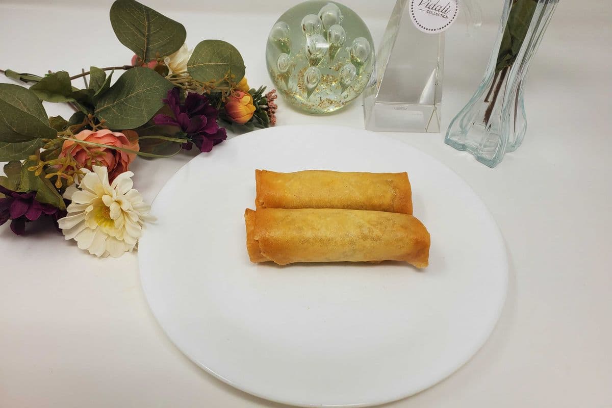 A4. Vegetable Spring Roll (4pcs)