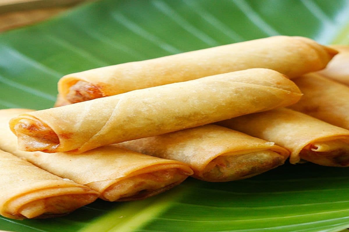 E4. Spring Roll (Veggie)