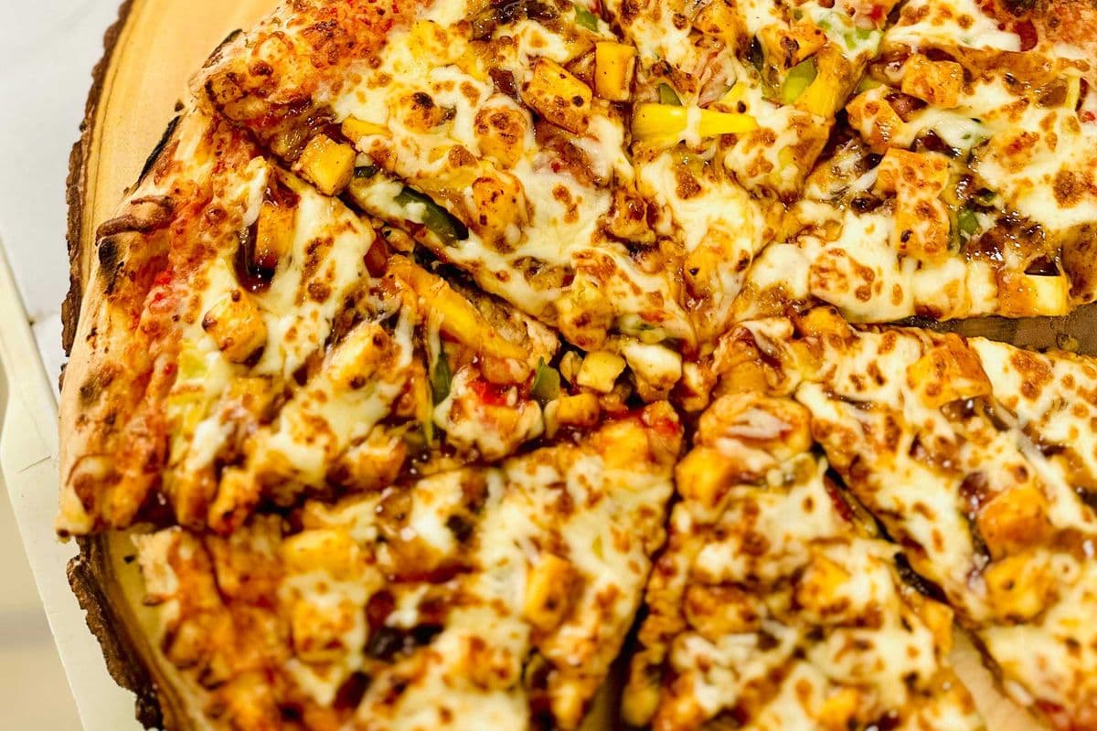 12" Veg Chili Honey Garlic (8 slices)