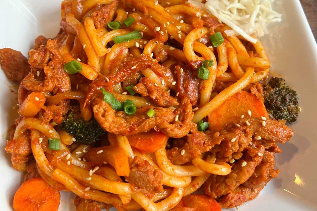 Spicy Chick'Un Udon (Noodles)