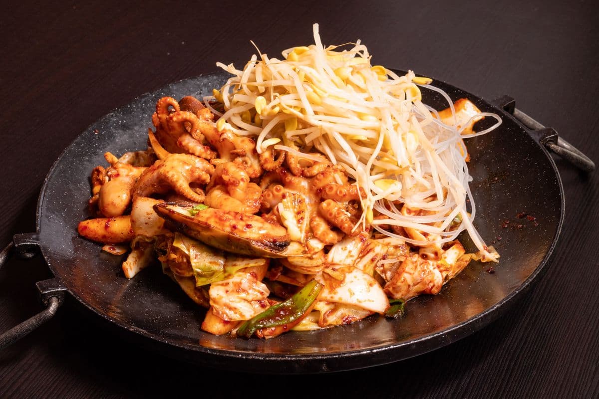 22. Spicy Stir-Fried Webfoot Octopus