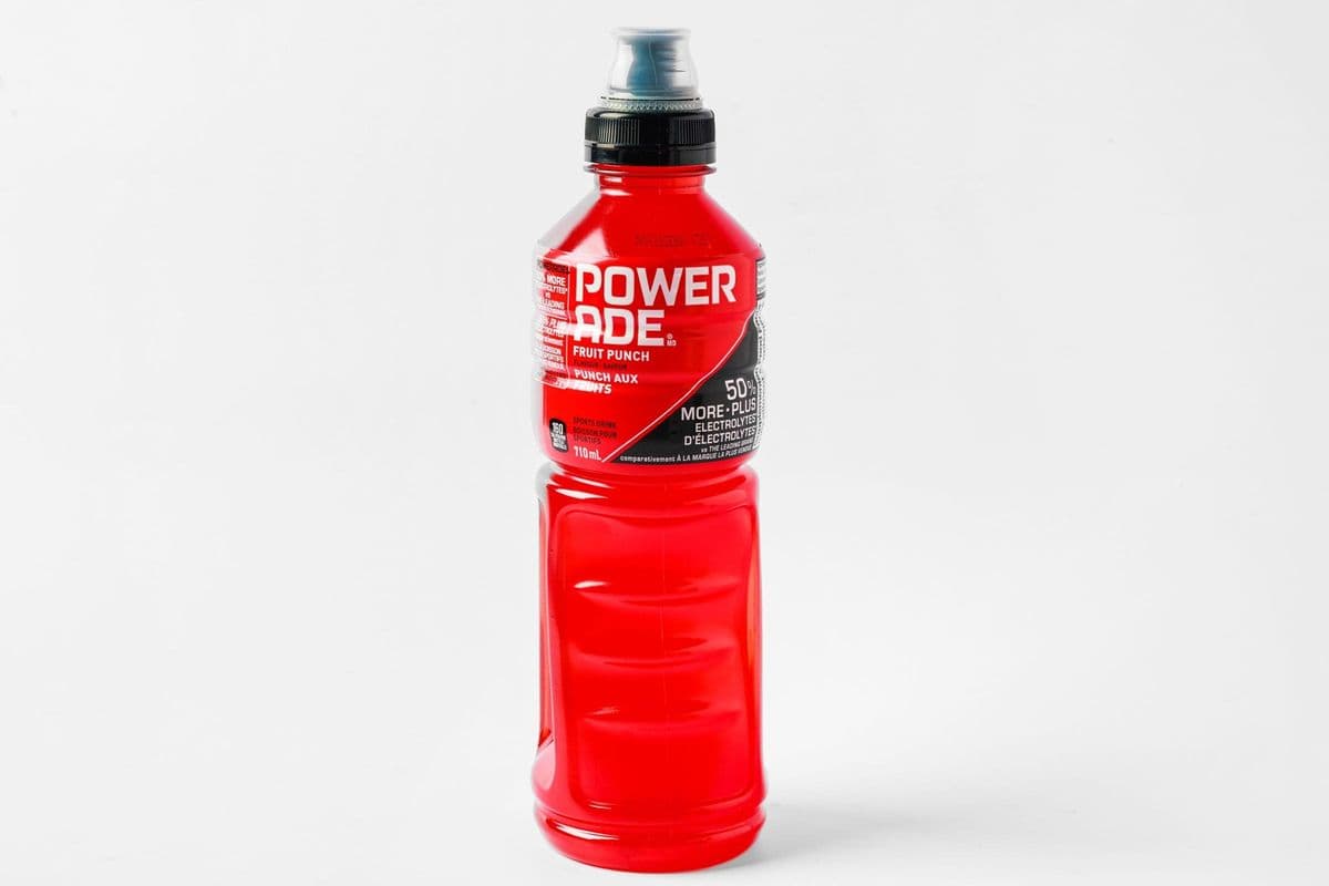 Powerade Fruit Punch (710ml)