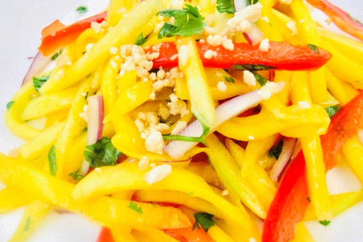 TH1. Mango Salad