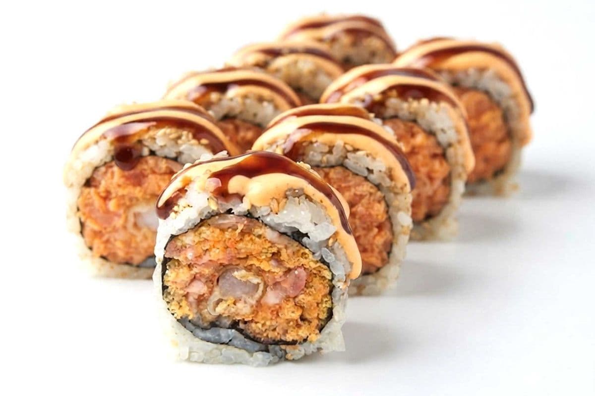 Spicy Salmon n Shrimp Roll