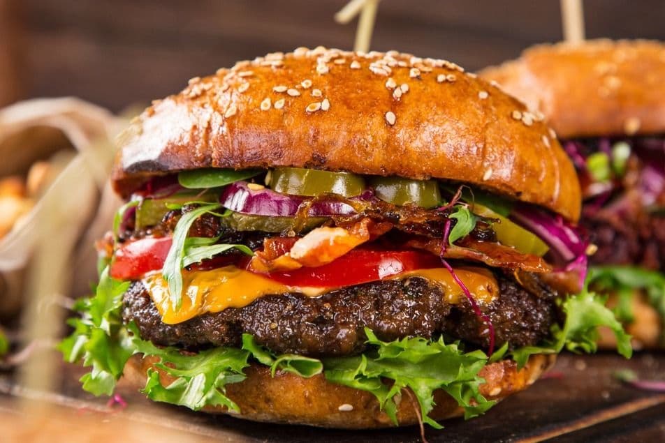 22. R&M Beef Burger