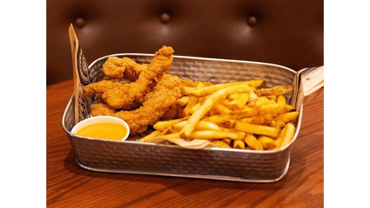 Chicken Fingers & Fries
