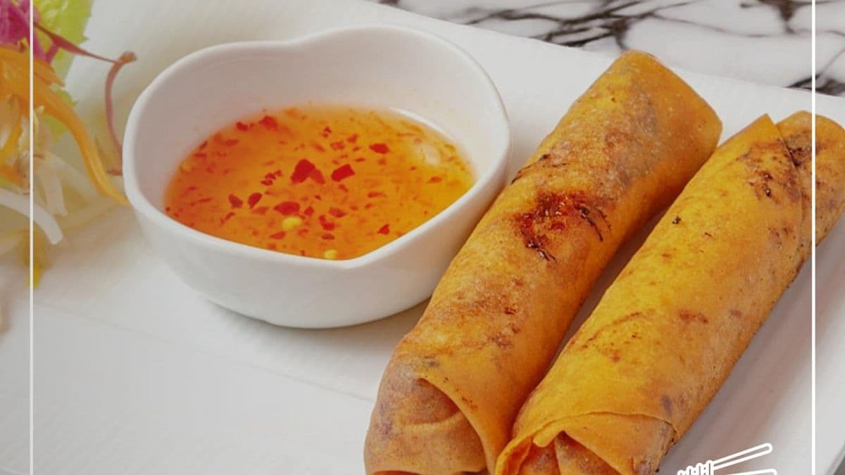 01. Crispy Pork Spring Rolls (Online)