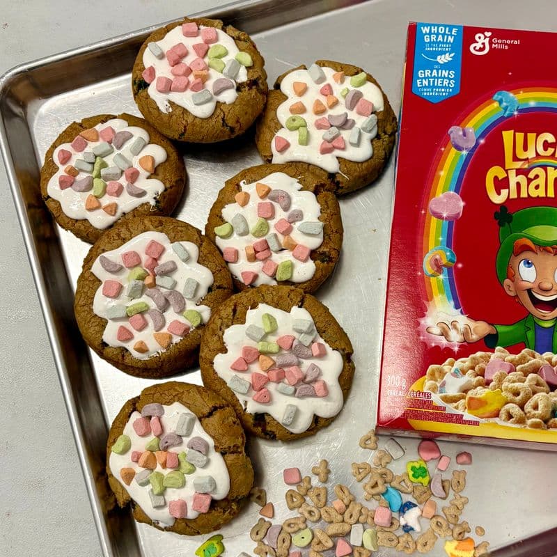 Lucky Charms Cheesecake