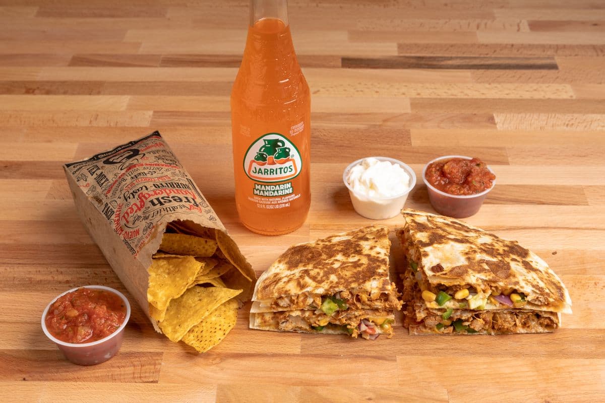 Spicy Chicken Quesadilla Combo