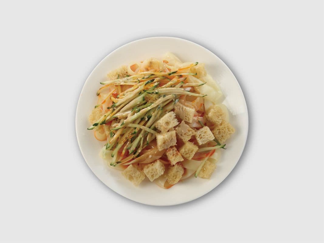 Cold Noodles (Liangpi) with Chilli Oil Sauce / 油泼辣子凉皮