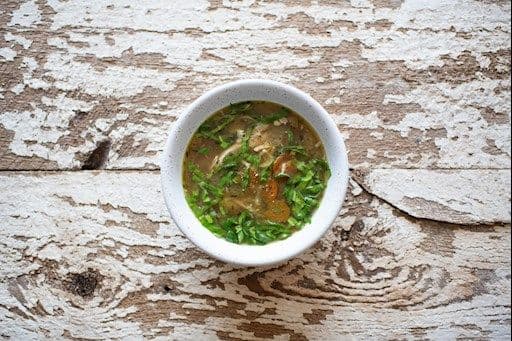 Soupe poulet et nouilles d'antan