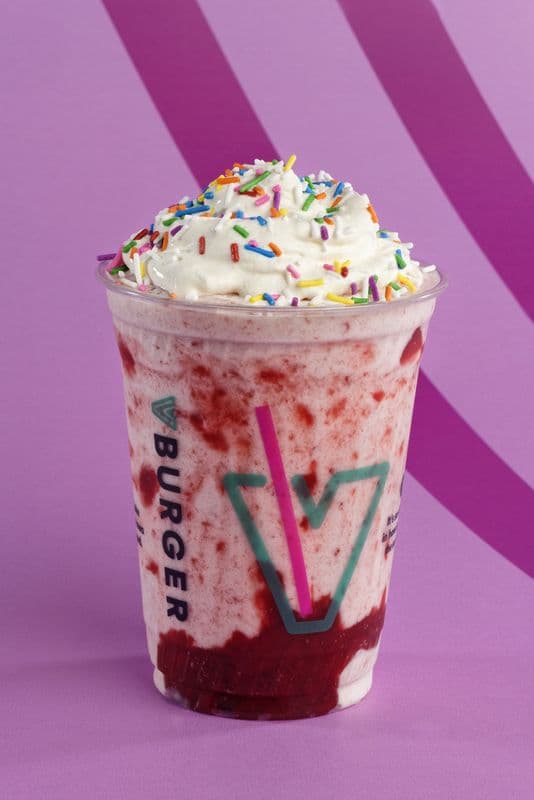 Burnt Strawberry Shake - 24 oz