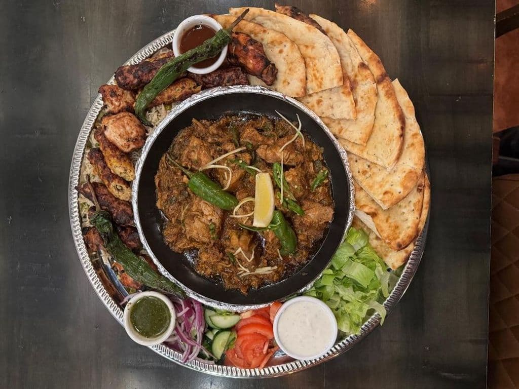 K-Boys Family Platter (Chicken Karahi)