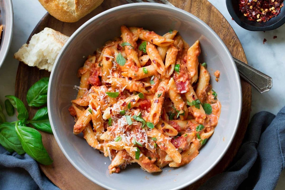 PENNE ALLA VODKA PASTA