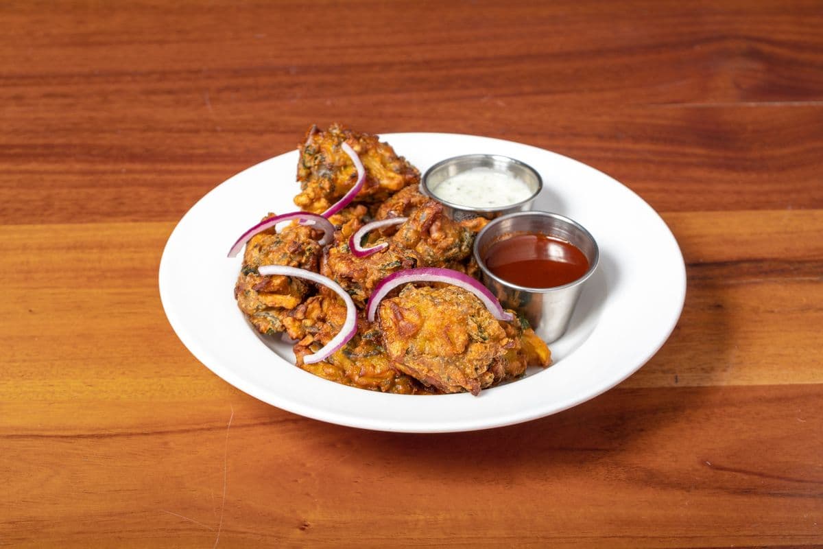 Mixed Pakoras (8 pcs)