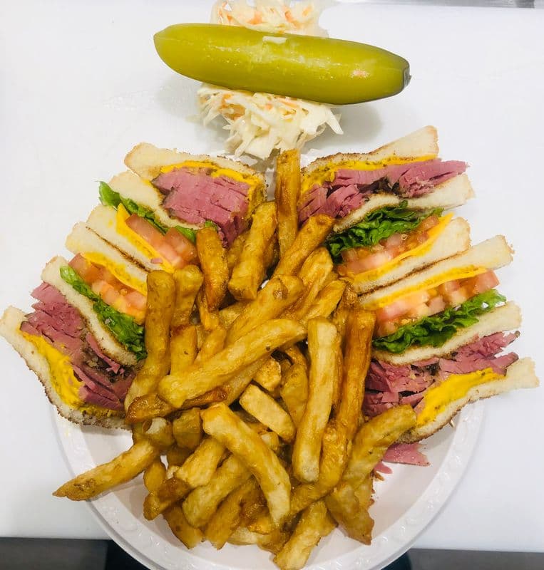 Club smoked meat