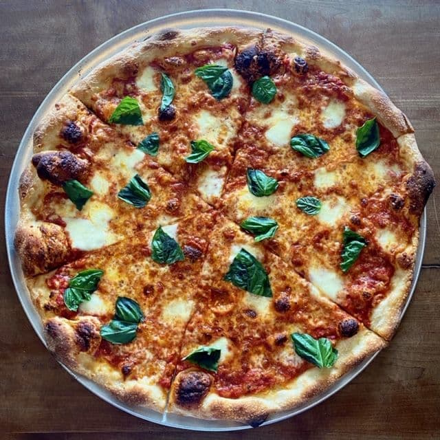 18" Margherita Pizza
