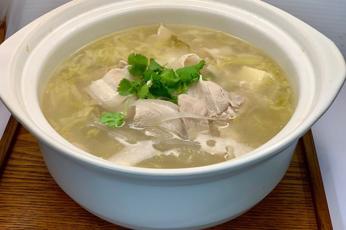 107. Pork with Pickled Cabbage Pot