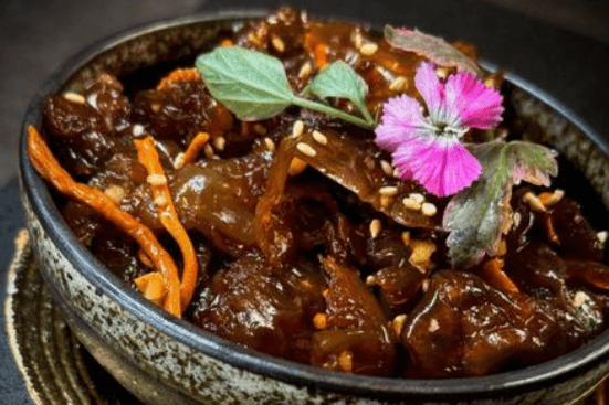 Jellyfish Salad with Cucumber and Cordyceps Flower 脆瓜虫草花捞汁海蜇头